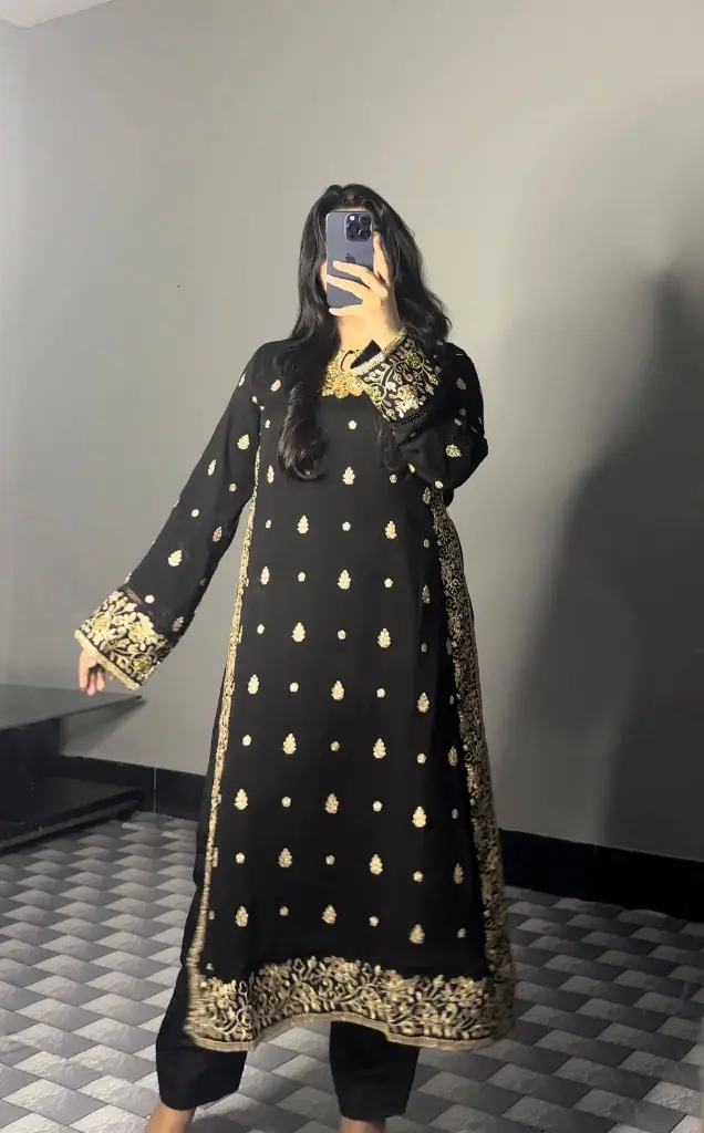 JJ93J2.webp