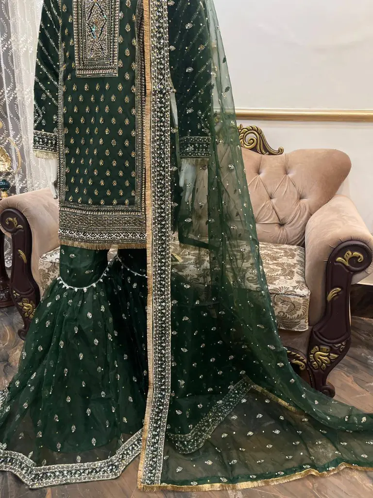JJ10J3.webp