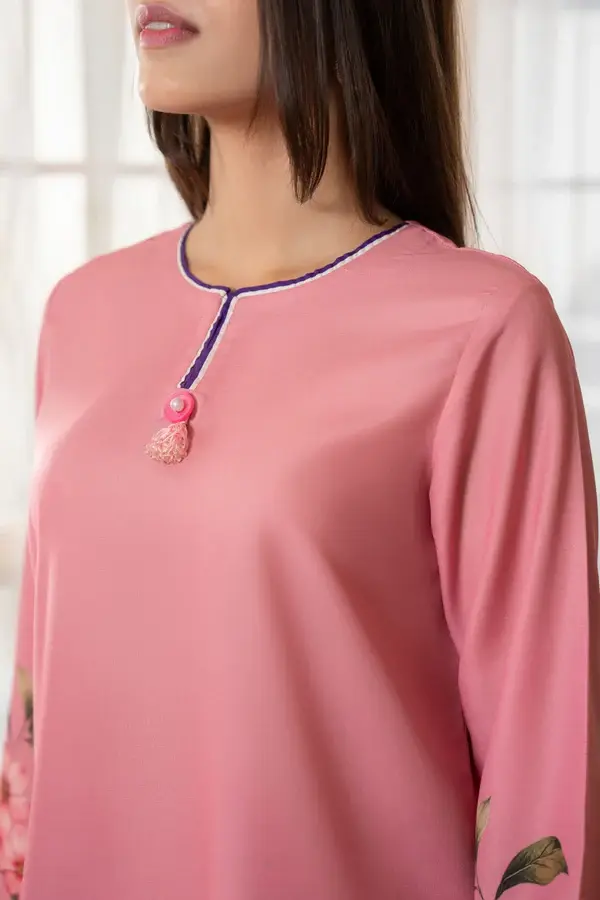 MB68J3.webp