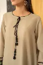 MB69J3.webp