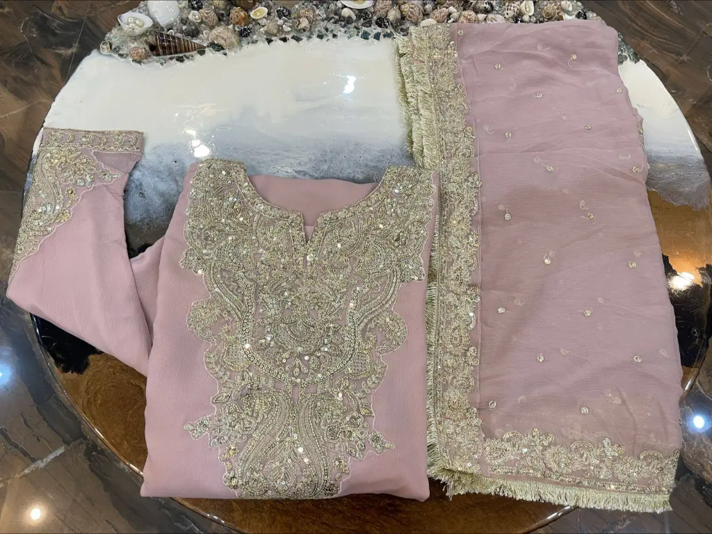 JJ27J2.webp