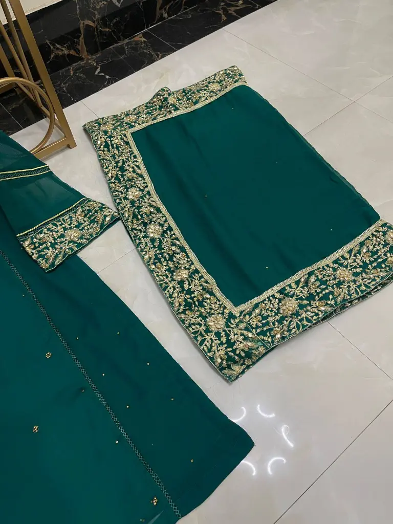 JJ44J2.webp