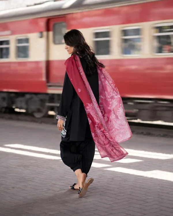 MB372J2.webp