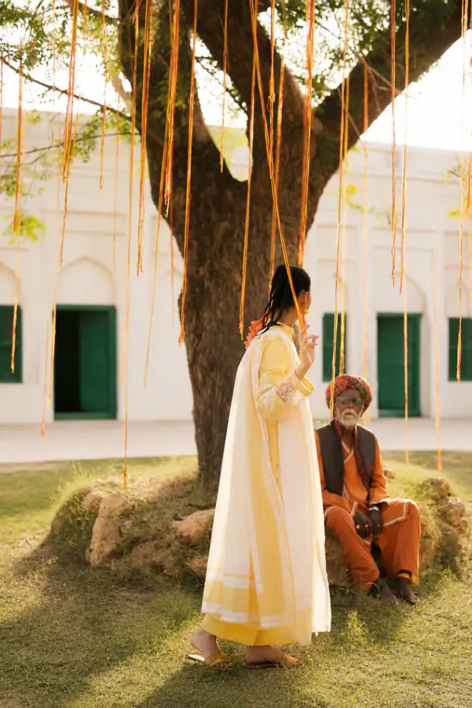 MB382J4.webp