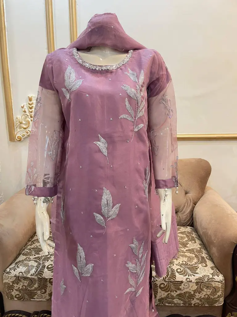 JJ61J2.webp