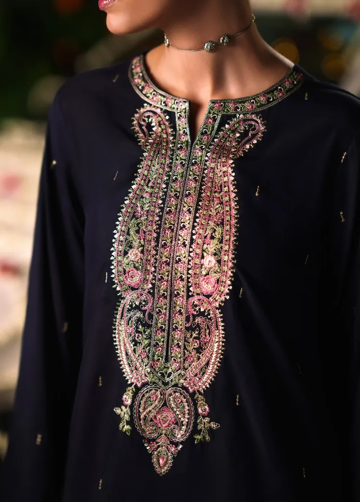 MB457J4.webp