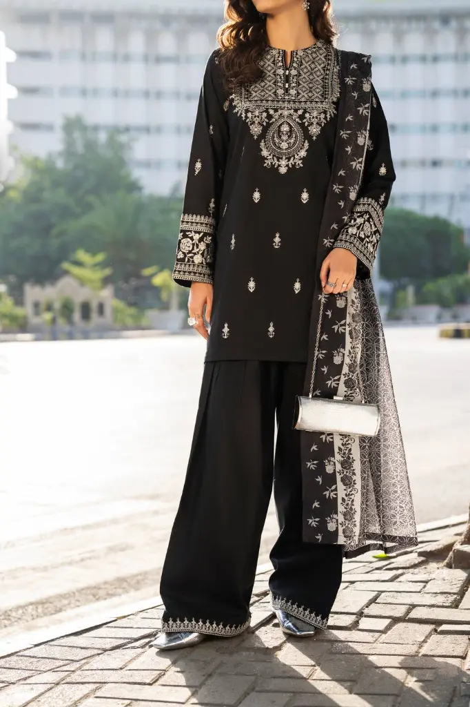 MB10J2.webp