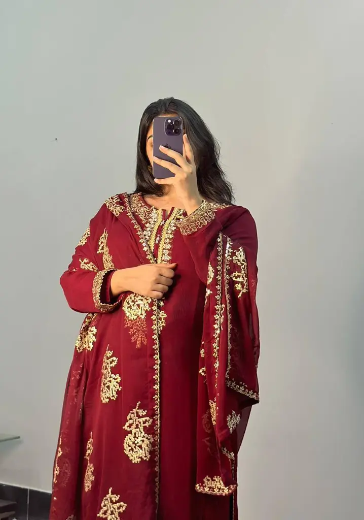 JJ69J2.webp